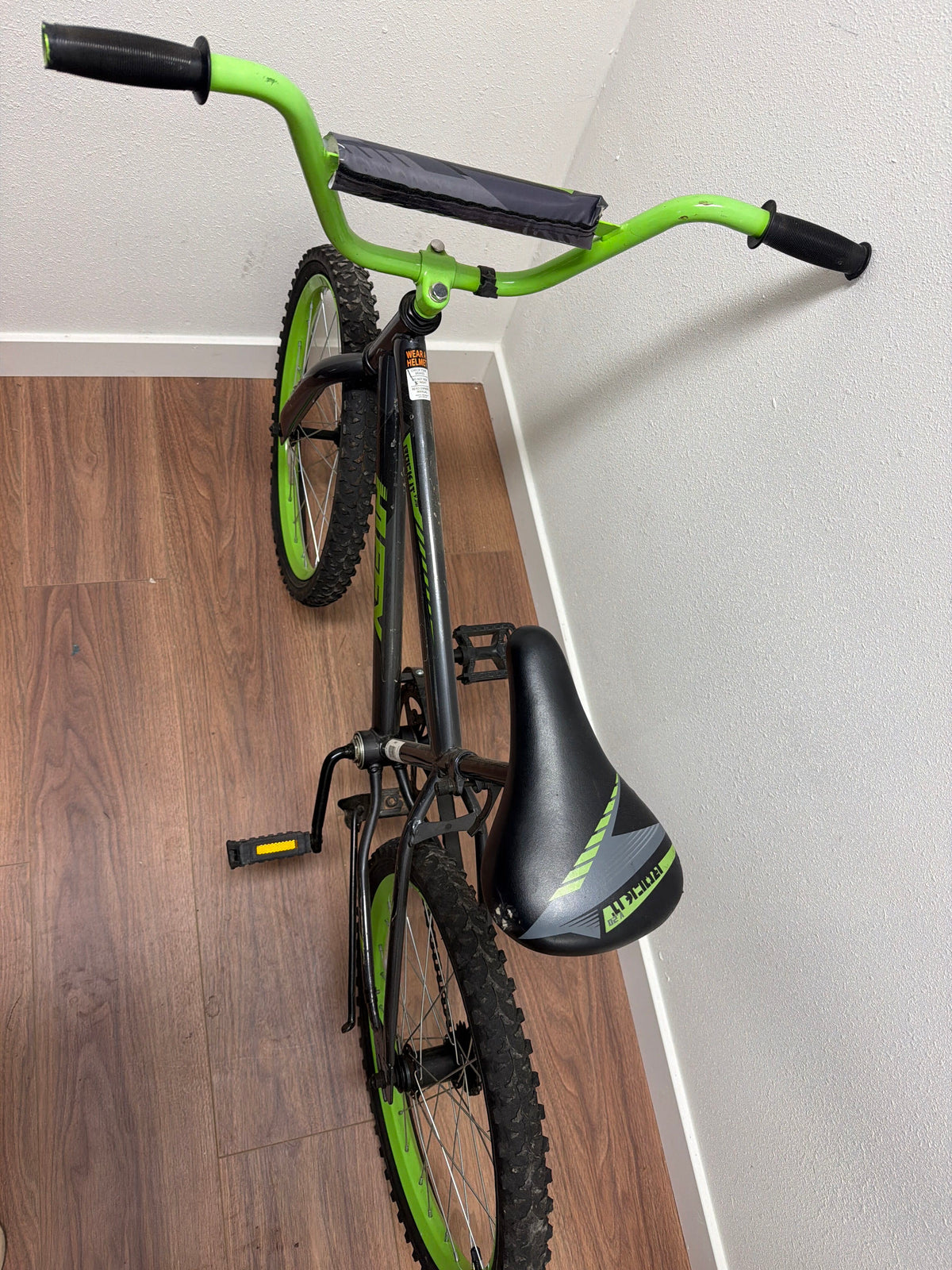 Huffy Kids BMX Bike — Black & Green, 20" Wheels, Crossbar Pad