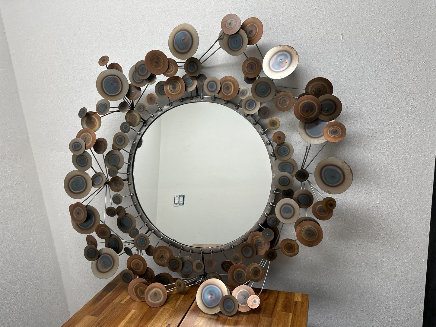 Sunburst Wall Mirror — Layered Disc Frame, Mid-Century Style