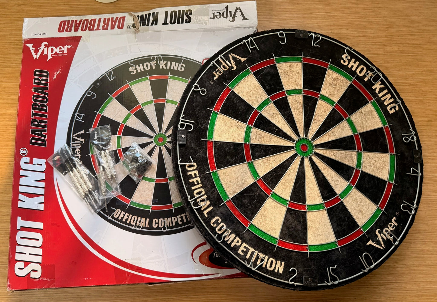Viper Shot King Competition Dartboard — with Steel-Tip Darts, Original Box