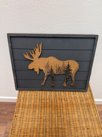 Rustic Moose Silhouette Wall Art — Charcoal Wood Plank Frame
