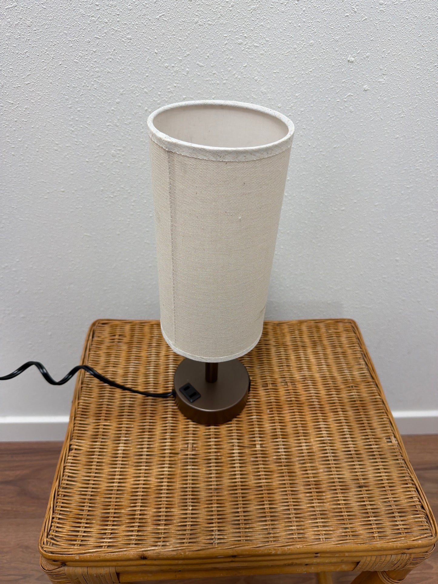 Minimalist Table Lamp — Cylinder Linen Shade, Bronze Base with USB Port