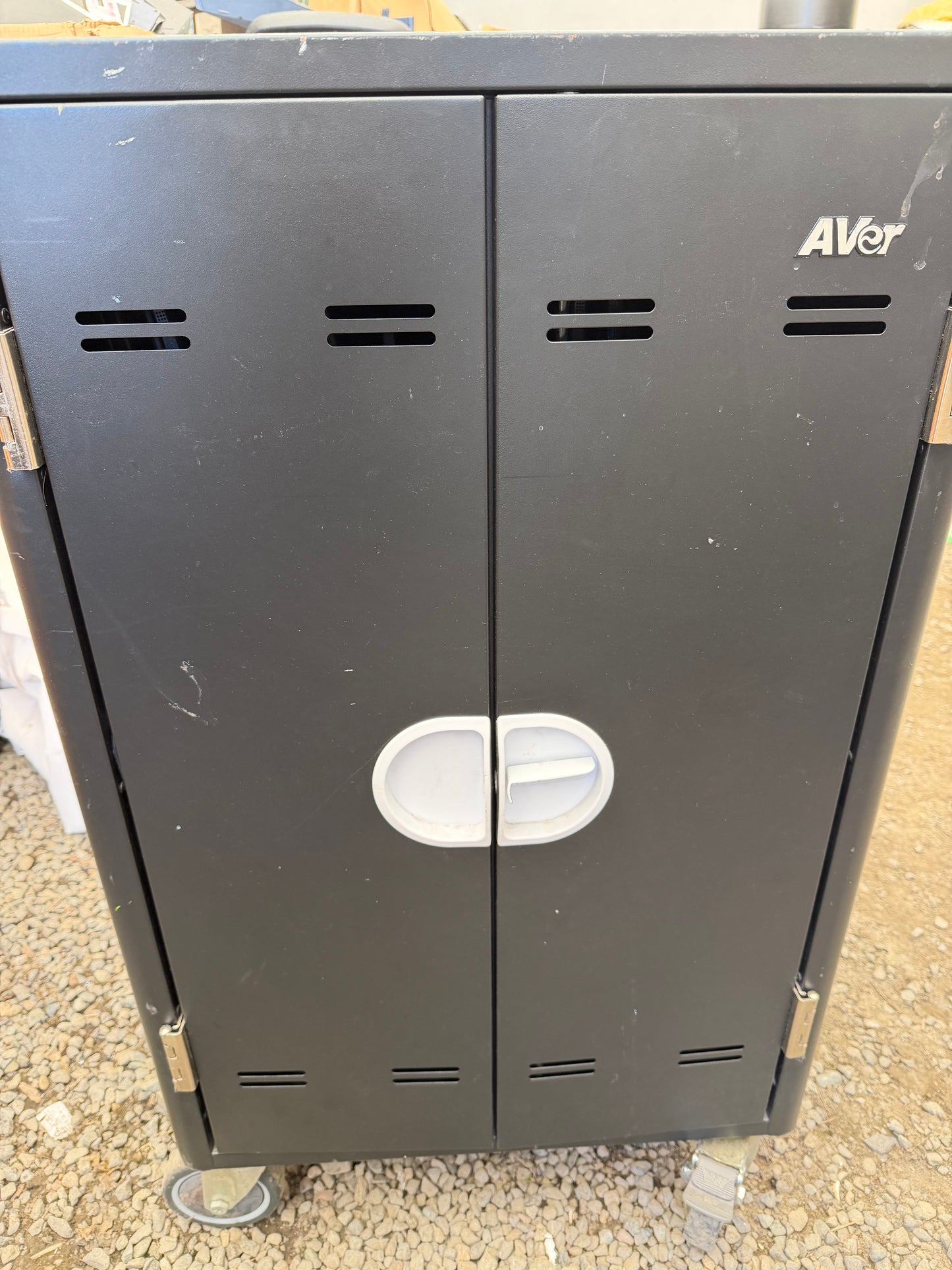 AVer C30i+ Intelligent Charging Cart — 30-Bay Tablet / Chromebook Charging Station