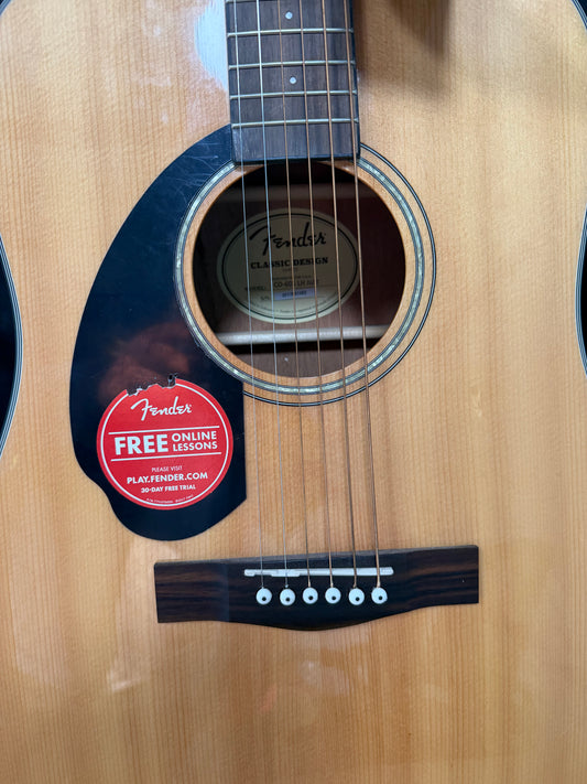 Fender Classic Design Dreadnought Acoustic Guitar — Natural, with Gig Bag